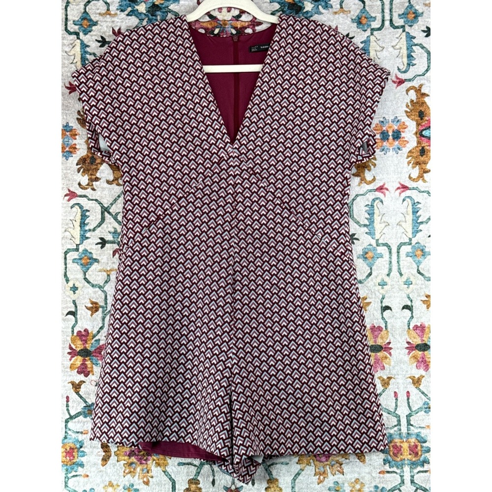 Zara Trafaluc Romper Womens‎ Xsmall V neck Short sleeve Maroon casual summer